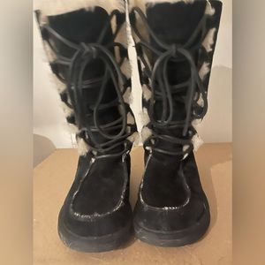 Women’s lace up uggs